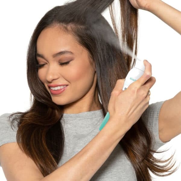 Designed with convenience in mind, our dry shampoo spray is suitable for on-the-go use. It is perfect for after workouts, during travel, or between regular washes. This product is cruelty-free, sulfate-free, paraben-free, and vegan, making it a conscious choice for both you and the environment.