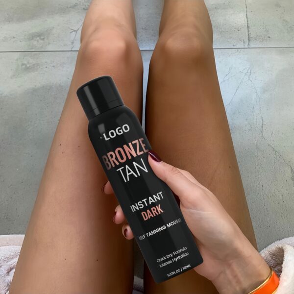 Our sunless tanning mousse is formulated with only the highest quality natural ingredients. Our cutting edge formula will moisturize and hydrate your skin while giving you a flawless tan.